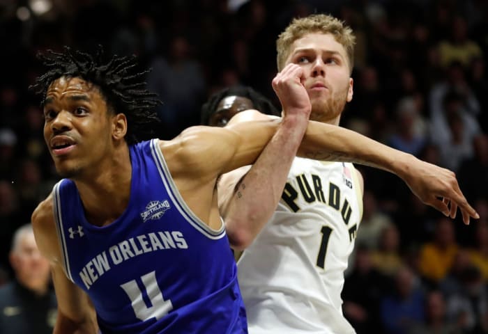 caleb girst hold vs new orlenas